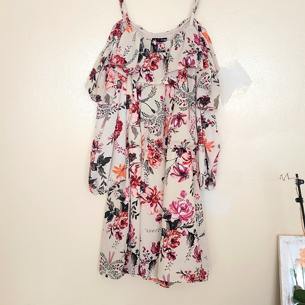 Cute flloral romper